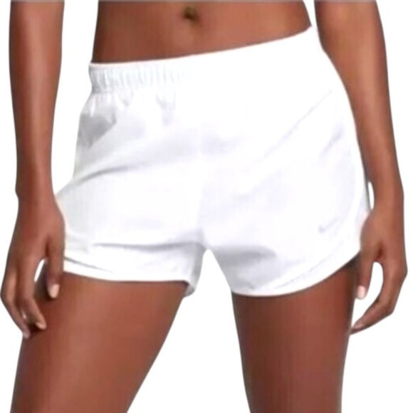 Women’s White Nike Tempo Lined Running Shorts Size XS - Picture 1 of 4